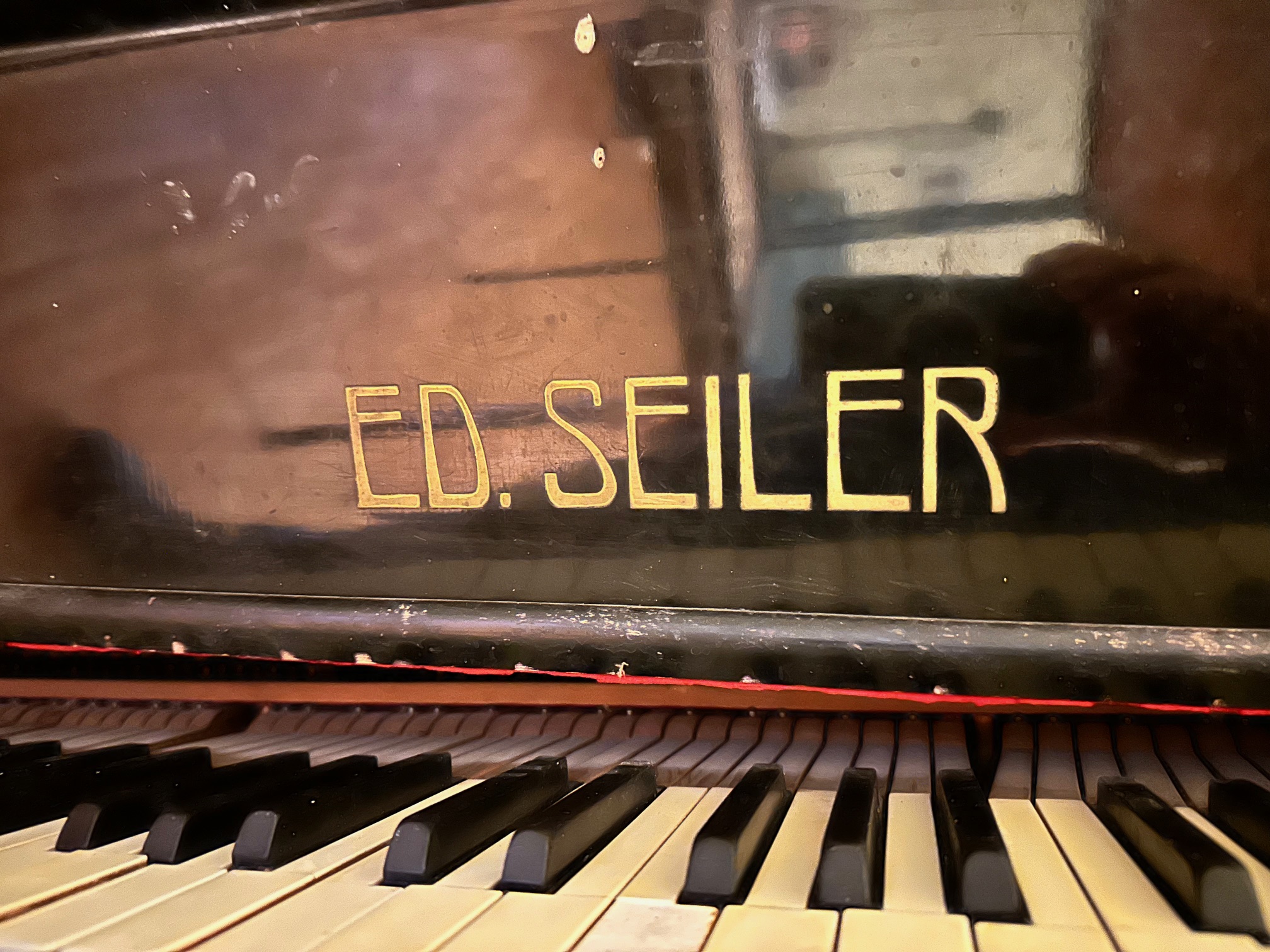 Fortepian 2 klawiatura nazwa firmy